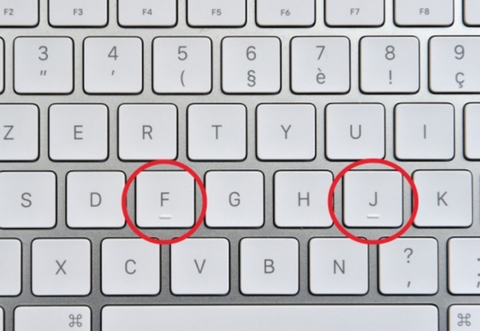 鍵盤F、J凸起物超醜？背後實用功能曝光…網驚：沒它不會打字了
