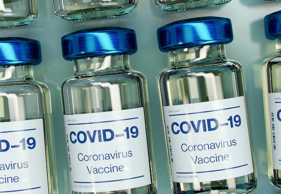 Delta「突破性感染」衝擊！國內9例打AZ疫苗仍確診　專家揭4廠牌感染機率