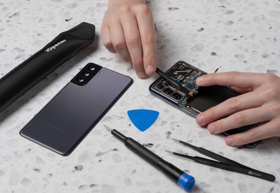 Samsung自助維修計畫啟動！這幾款手機可以自己修了