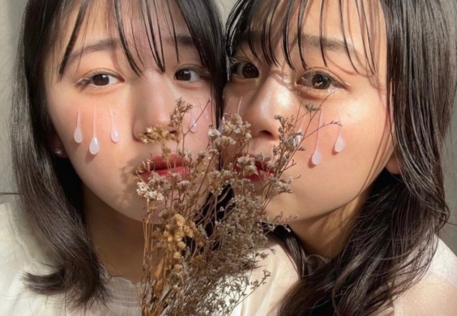 年輕女孩瘋「熱熔膠眼淚妝」！日本高中生帶起水靈浮誇美　「楚楚可憐風」越黏越大顆