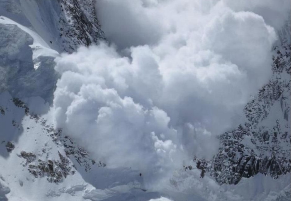 印度喜馬拉雅山山崩！41人登山隊遇難至少10死、數十人失蹤