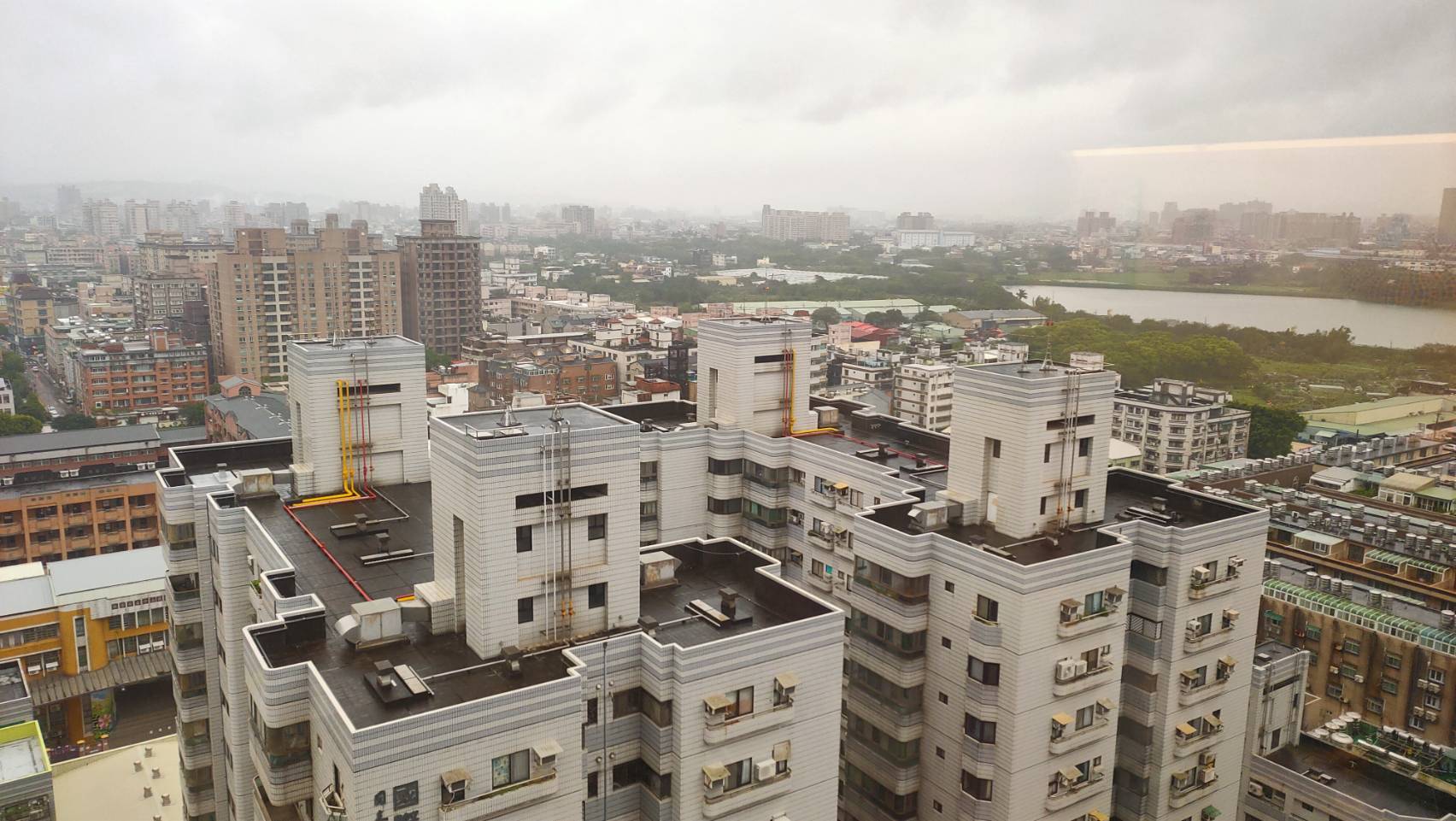 六都核貸成數，台南市增加最多。