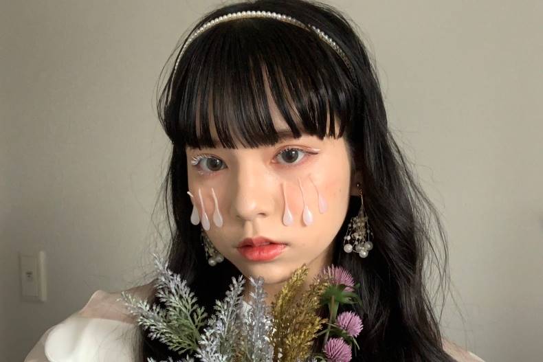 「熱熔膠眼淚妝」是什麼？日本女高中生瘋流行　網：難以理解、像X片