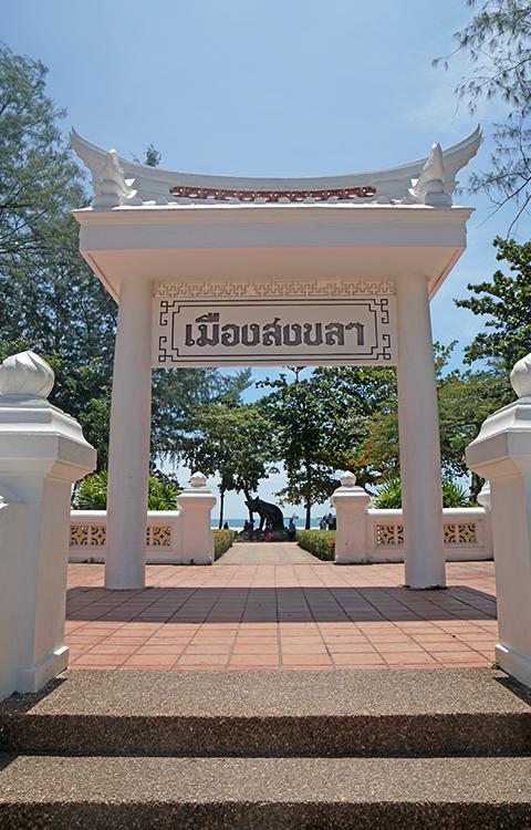 曼谷最老，最多樣化的社區Charoen Krung