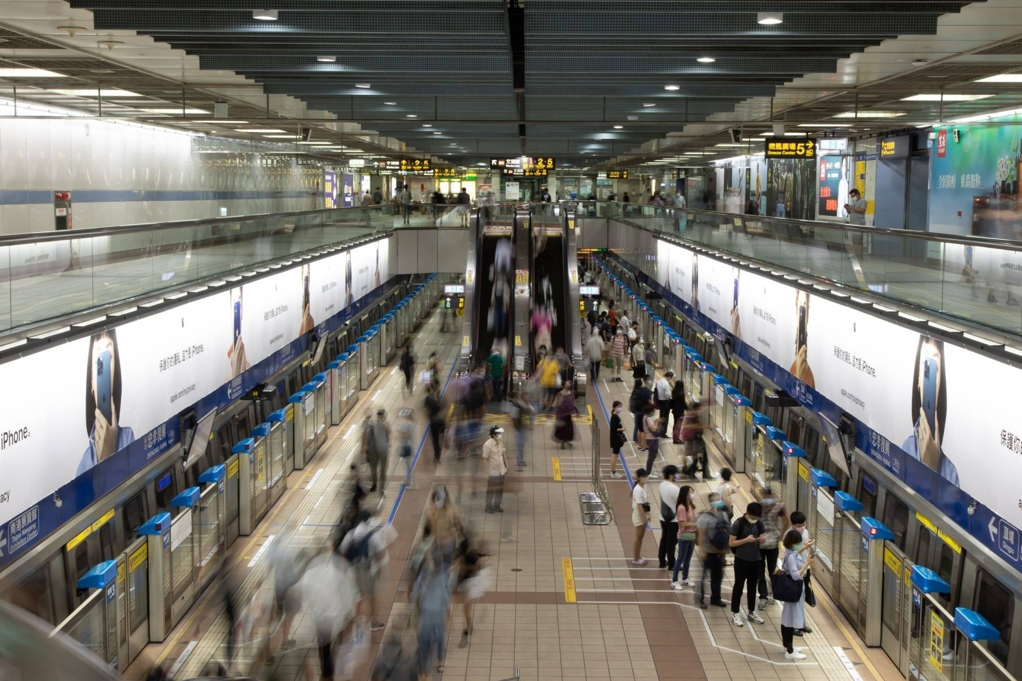 台北捷運忠孝復興站